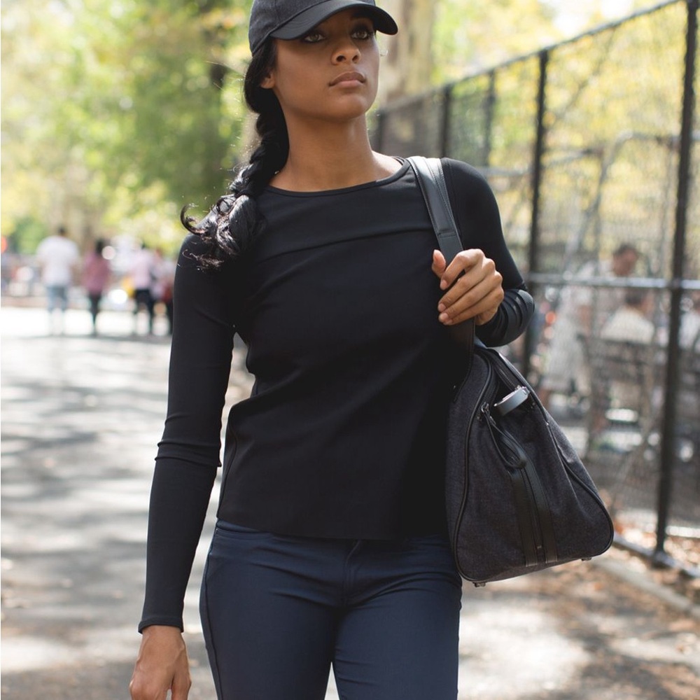 Lululemon | Out Of This World Long Sleeve - Black